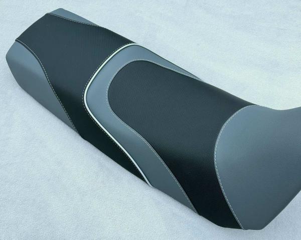 Sitzbankbezug für Triumph Tiger 900 T 400 Farben wählbar -zum selber Aufziehen