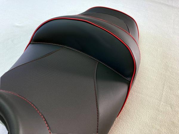 Sitzbank beziehen für Moto Guzzi Breva V 1100 Komfortsitzbank -Farbe wählbar