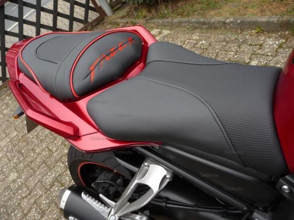 Sitz Sitzbank beziehen für Yamaha FZ1 Fazer Faser FZ8 incl. Stickerei Lederwahl